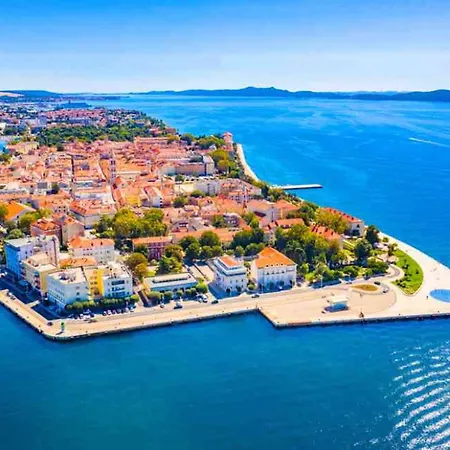 Apartman Beautiful In Croatia Next To The Beach, 8 People *
